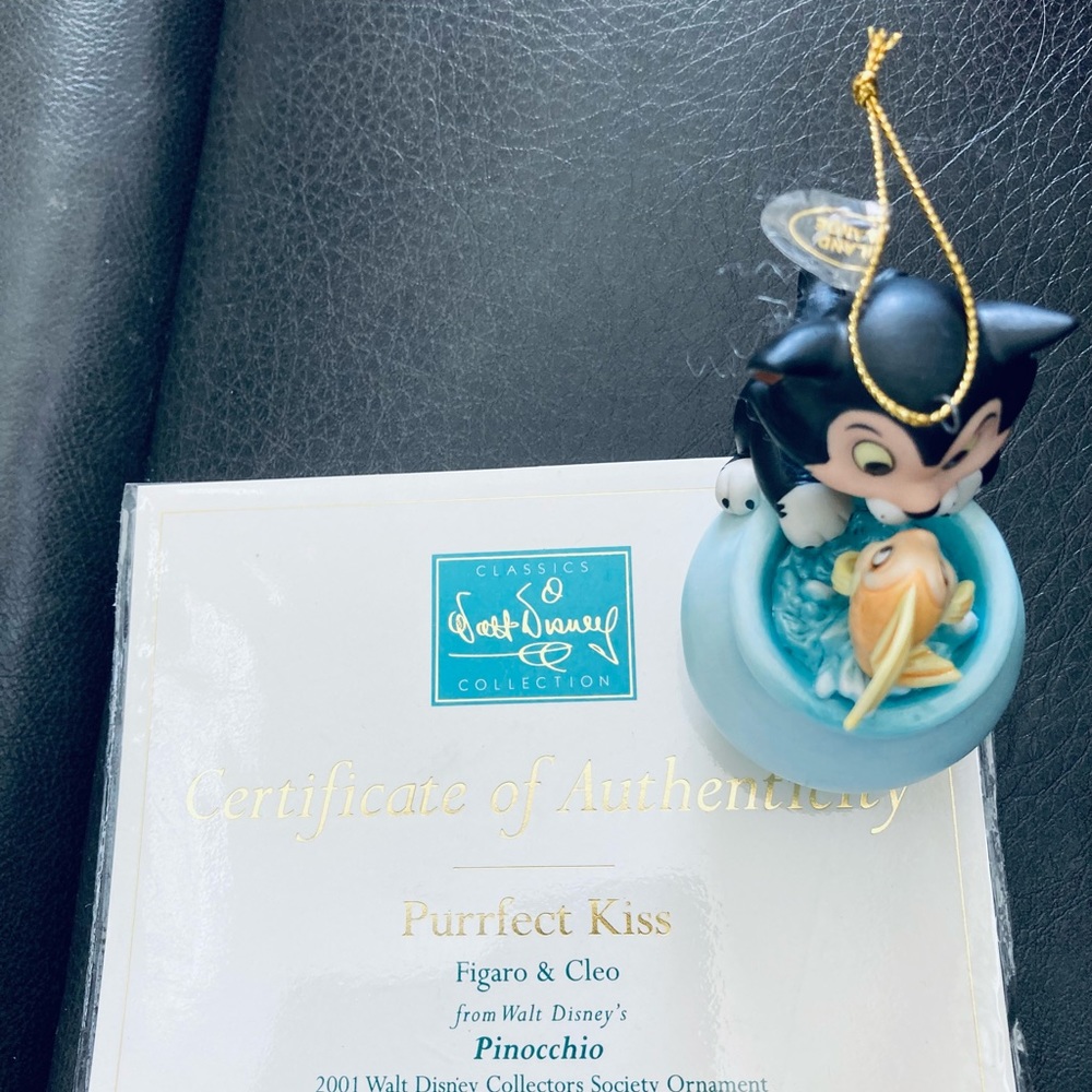 Disney’s Pinocchio’s Figaro & Cleo